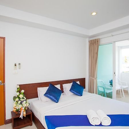 Nouveau Guesthouse Patong Екстериор снимка